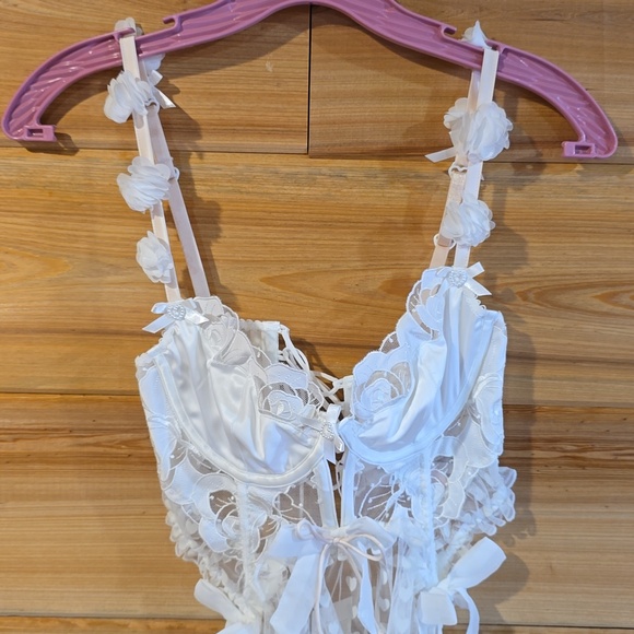 3417 For Love & Lemons x Victoria’s Secret Amore Maxi Slip Dress – White Lace XS - Picture 4 of 8
